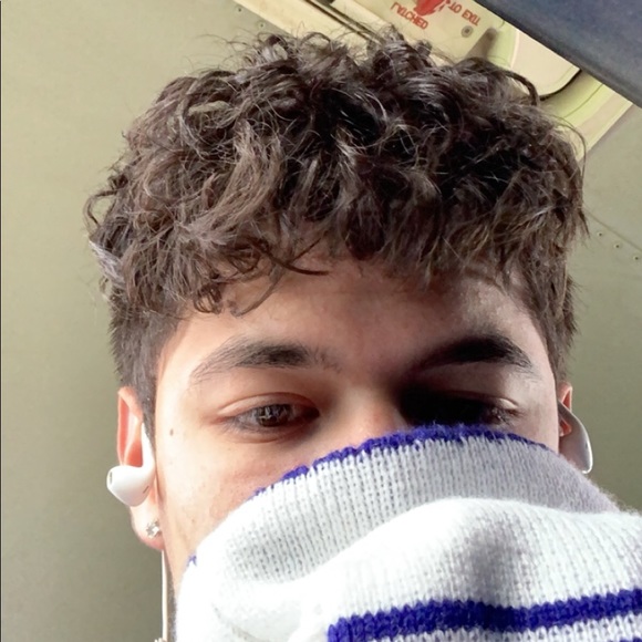 Profile Picture of Justin Zamora (@drip_justin_) on Poshmark