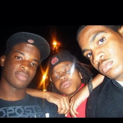 Profile Picture of Daeshan YK Taylor (@RalphLM0ney) on Twitter