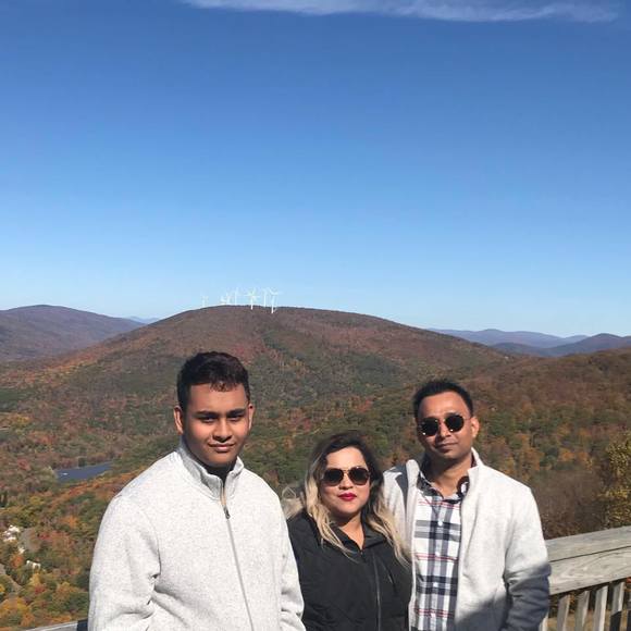 Profile Picture of Rumel Bryant (@rumeldmx) on Poshmark