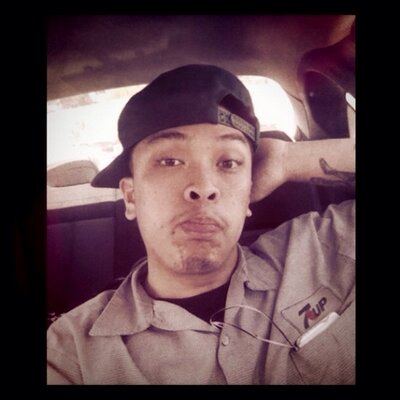 Profile Picture of Dennis Gonzales (@Dennis_20_kk) on Twitter