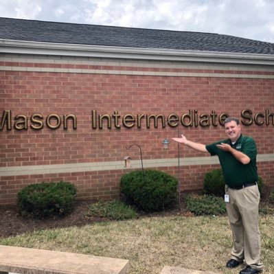 Profile Picture of Eric Messer (@principalmesser) on Twitter