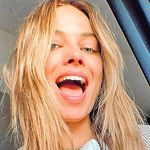 Profile Picture of 𝖬𝖠𝖱𝖦𝖮𝖳 𝖤𝖫𝖨𝖲𝖤 𝖱𝖮𝖡𝖡𝖨𝖤 (@glamrobbie) on Instagram