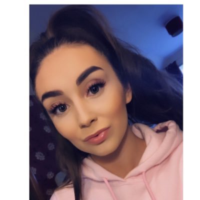 Profile Picture of SarahMeechan (@meecho__) on Twitter