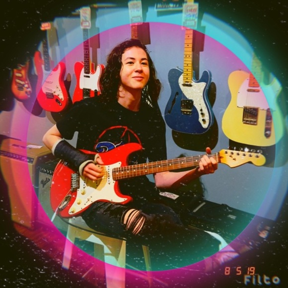 Profile Picture of Austin Spaulding (@quirtiblob) on Poshmark