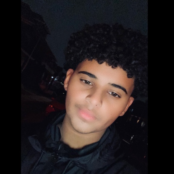 Profile Picture of Abraham Hassan (@abraham313) on Poshmark