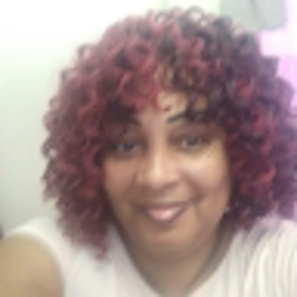 Profile Picture of Latasha Dennis (@latashadenise70) on Poshmark