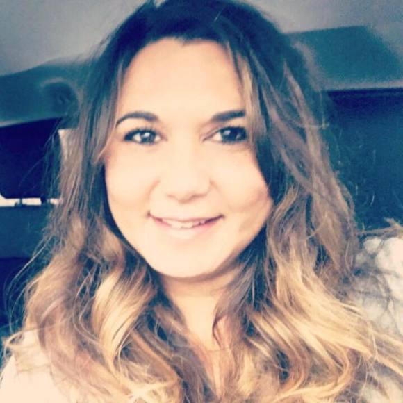 Profile Picture of Automne Perreira (@automnelasvegas) on Poshmark