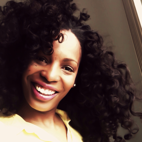 Gillian Ryan - Poshmark Profile Picture of Gillian Ryan (@gillianryan) on Poshmark