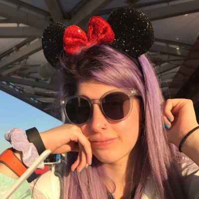 Profile Picture of Lyzard 🦎 (@lyza_santello) on Twitter