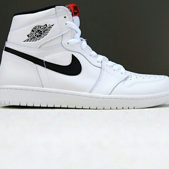 Profile Picture of Dennis Walker (@trimurpubes) on Poshmark