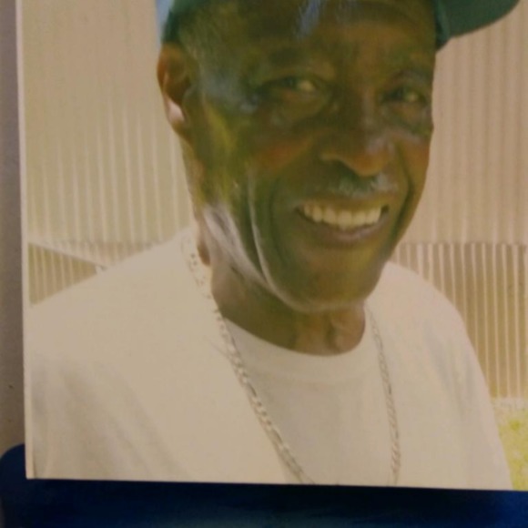 Profile Picture of Freddie Foster (@fosterfl) on Poshmark