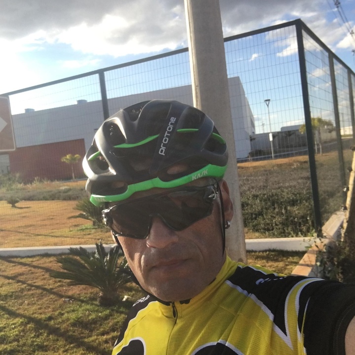 Profile Picture of Tony Ramone (@tony.ramone) on Tiktok