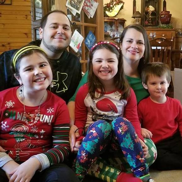 Profile Picture of Penny Campbell (@pennylou03) on Poshmark