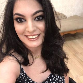 Profile Picture of Júlia M. Haddad (@julia.m.haddad) on Facebook