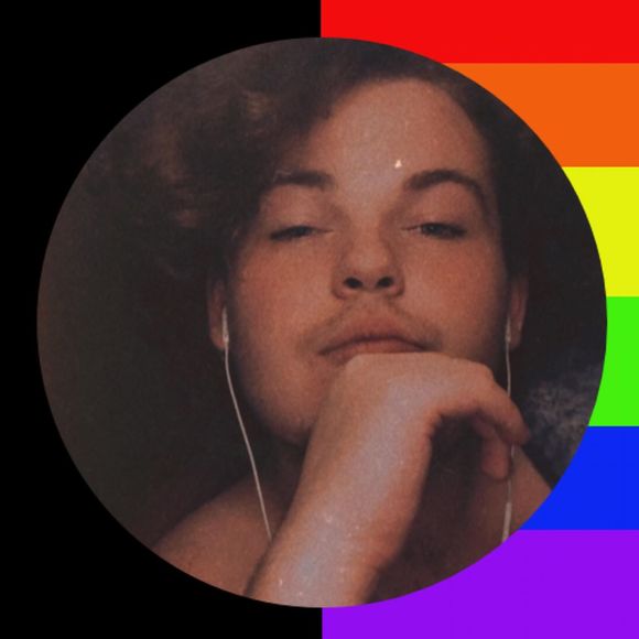 Profile Picture of Benson Smith (@bitchlaydown) on Poshmark