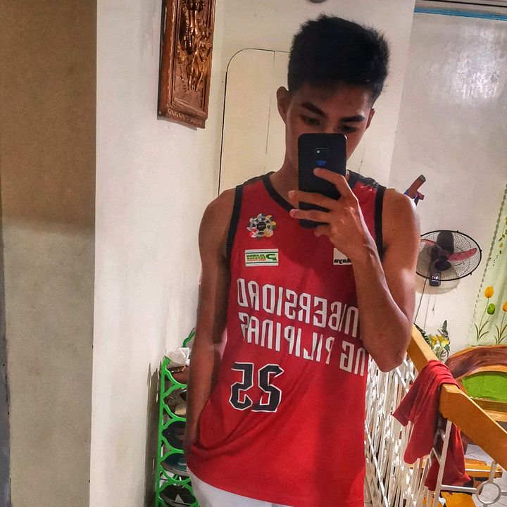 Profile Picture of Andrei Cinco (@andreicinco) on Tiktok