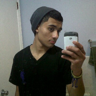 Profile Picture of Jonathan Funes (@yhumbho) on Twitter