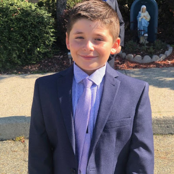 Profile Picture of Roseann Scilletti (@rscilletti) on Poshmark