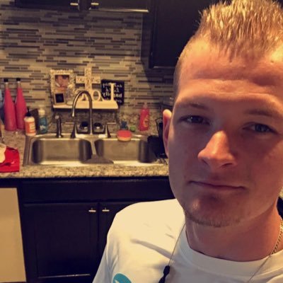 Profile Picture of Justin Grimm (@grimm_24) on Twitter