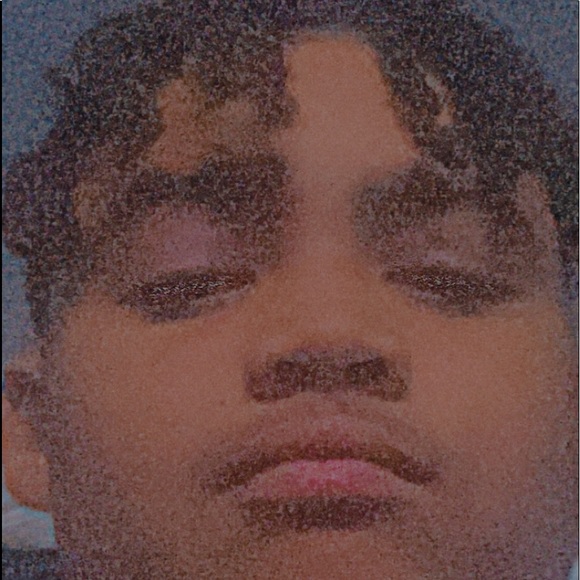 Profile Picture of Damian Wilson (@lamodaemo) on Poshmark