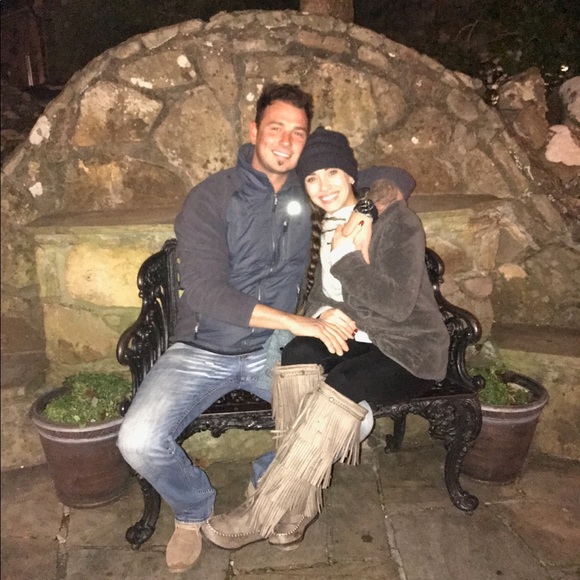 Profile Picture of Tori Grant (@tgrant3422) on Poshmark