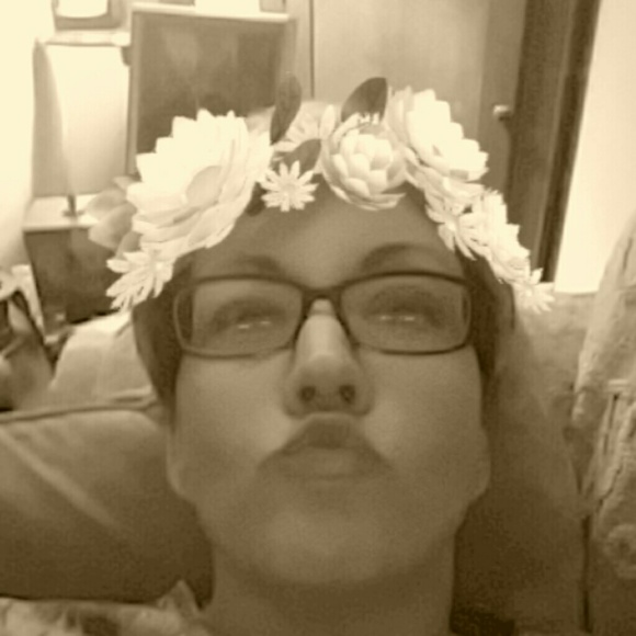 Jamie Heiss - Poshmark Profile Picture of Jamie Heiss (@harten1974) on Poshmark