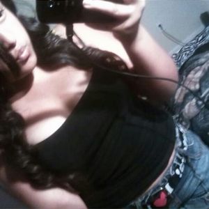 Profile Picture of Leslie Acosta (@gigglezz1991) on Myspace