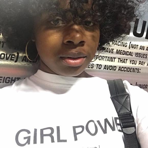 Profile Picture of Crystal Kennerly (@ckennerly77) on Poshmark