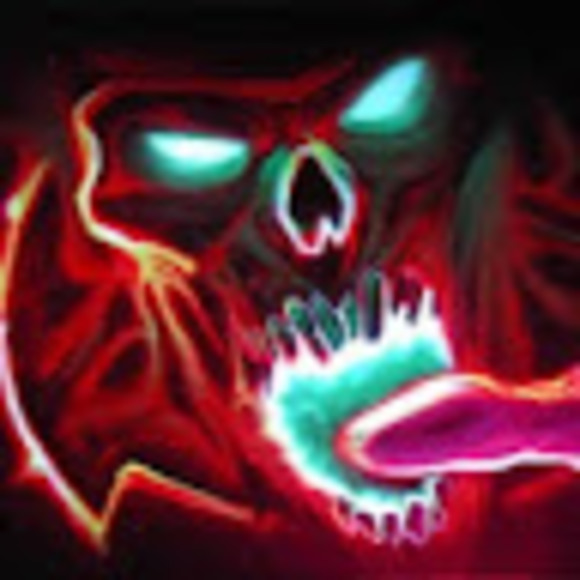 Profile Picture of Danielle Mecusker (@dmecusker) on Poshmark