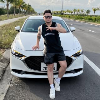 Profile Picture of Ky Lê (@kylee.barber) on Instagram