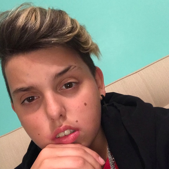 Profile Picture of Lucas Gabriel (@lucas210349) on Poshmark