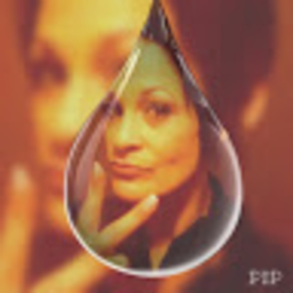 Profile Picture of Mandy Sherven (@mandysherven) on Poshmark