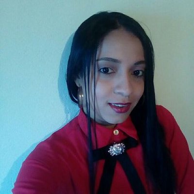 Profile Picture of Dina Serrano (@DinaSerrano15) on Twitter