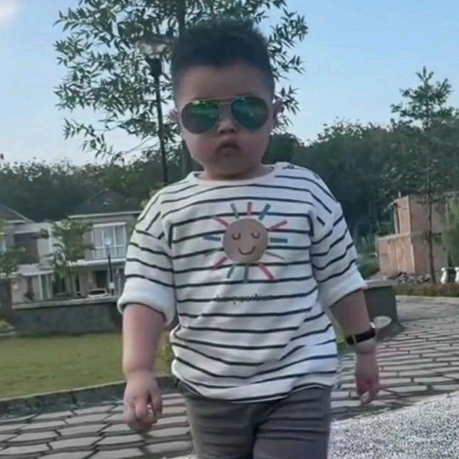 Profile Picture of # CLAYTON # (@claytonjunior2019) on Tiktok