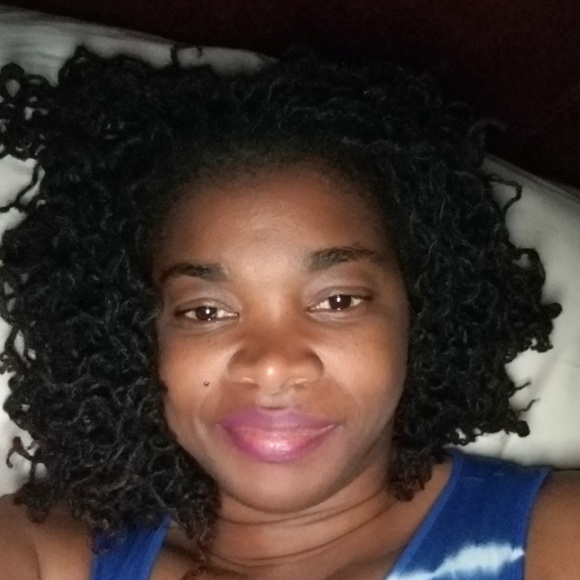 Nicky Rivers - Poshmark Profile Picture of Nicky Rivers (@dentaldiva06) on Poshmark