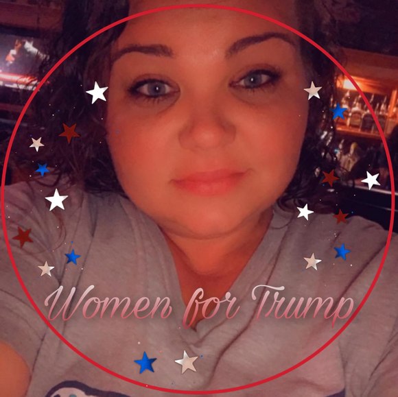 Profile Picture of Charlia Killingsworth (@charlia45) on Poshmark