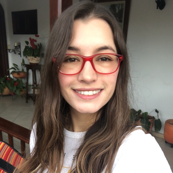 Mariana Silva - Poshmark Profile Picture of Mariana Silva (@marianitasg) on Poshmark