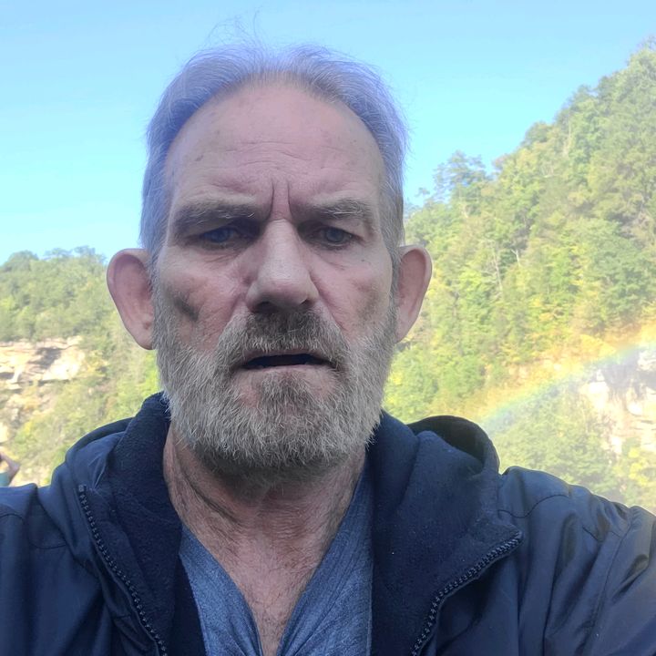 Profile Picture of glen centers (@glen.centers) on Tiktok