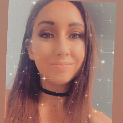 Profile Picture of Kaela Decrescente (@kaelamarie1991) on Twitter