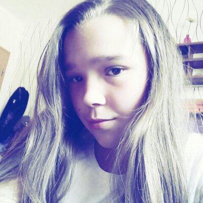 Profile Picture of Larissa Davies (@larissa171201) on Twitter