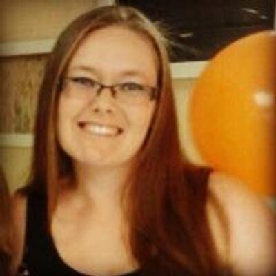 Profile Picture of Amberly Fowler (@MrsF0WL3R) on Twitter