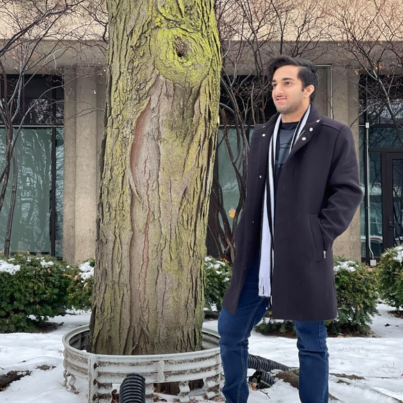 Profile Picture of Asad Raza (@asadfadoo) on Poshmark
