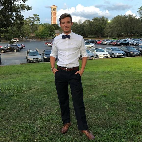 Profile Picture of Kevin Bowlin (@kevinbowlin121) on Poshmark