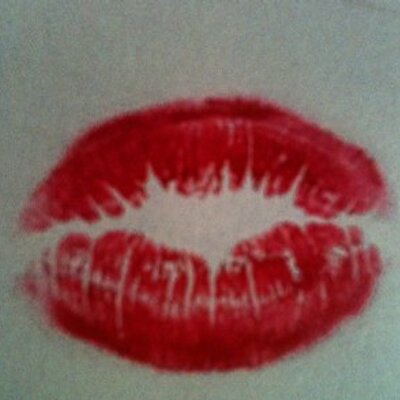 Profile Picture of Lena Nguyen (@lenanguyen40) on Twitter