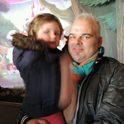 Profile Picture of Pat Simons (@PatSimons39) on Twitter