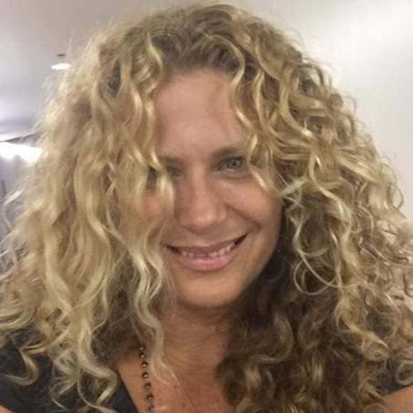 Profile Picture of Birgit Hefler (@bibionthebeach) on Poshmark