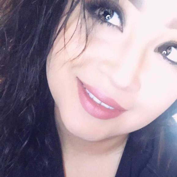 Profile Picture of Krystal Rodriguez (@krystallee9) on Poshmark