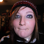 Profile Picture of Miranda Larson (@punkettrocker) on Youtube