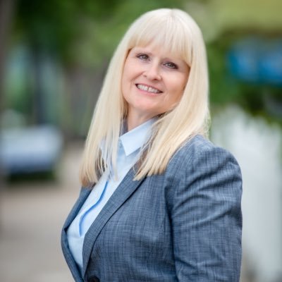 Profile Picture of Debbie Garrett (@DebJeanGarrett) on Twitter