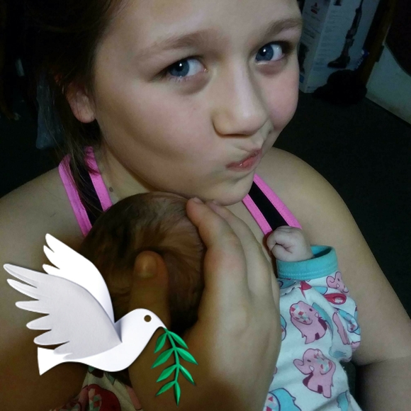 Profile Picture of Janie Hofacker (@janiehofacker) on Poshmark